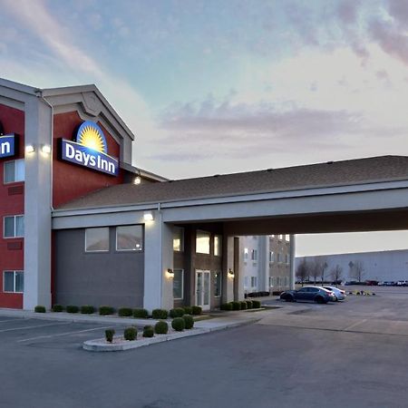 Days Inn By Wyndham Springville Exteriér fotografie